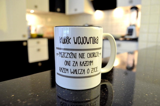 KUBEK Wojownika z CZARNYM WNĘTRZEM FarrowDesign