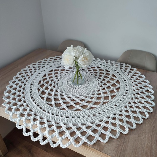 obrusy i serwetki Serweta szydełkowa ozdobna ze sznurka bawełnianego 95cm