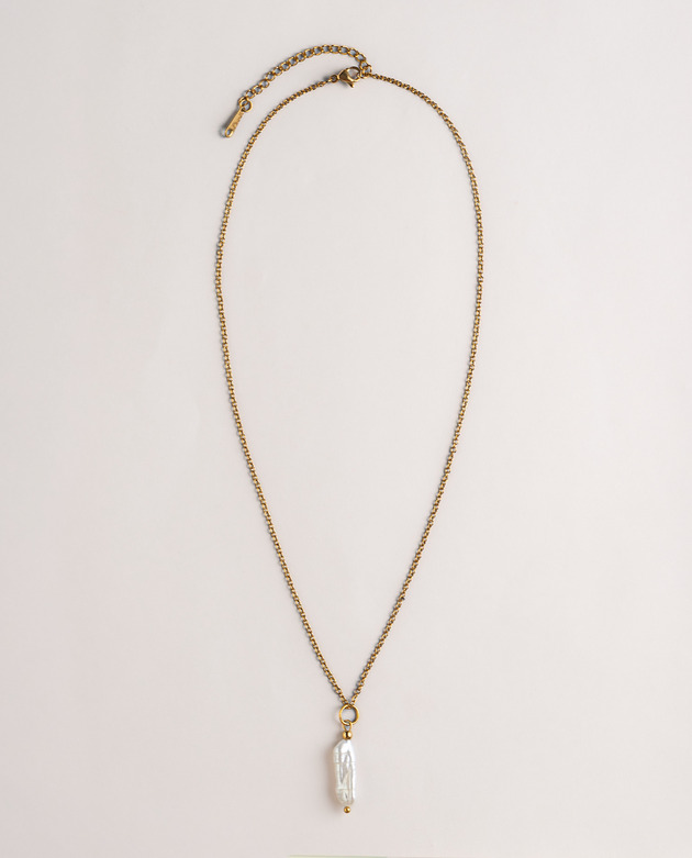 wisiory Wisiorek na łańcuszku z podłużną perłą