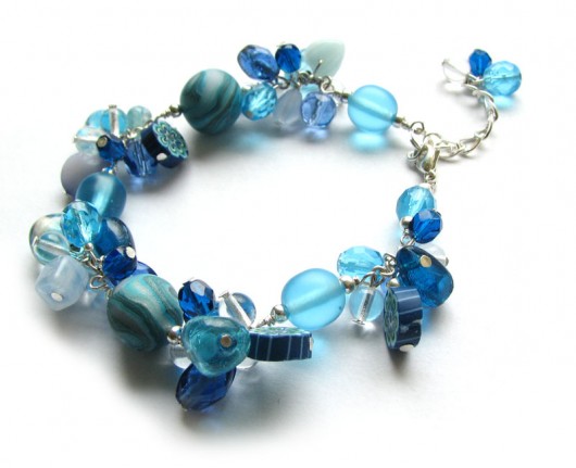 In blue- bransoletka veska