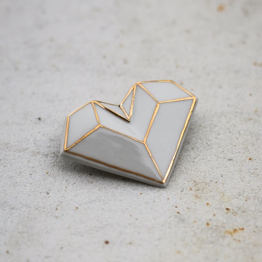 broszki Broszka Porcelanowa Origami Serce Biało-Złota