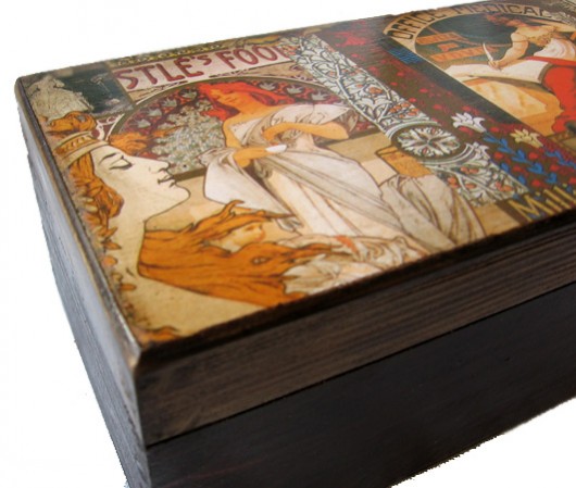 kuferek MUCHA ANIKA45