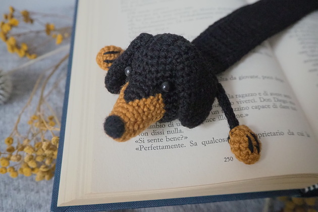 zakładki do książek Zakładka do Książki CZARNY JAMNIK