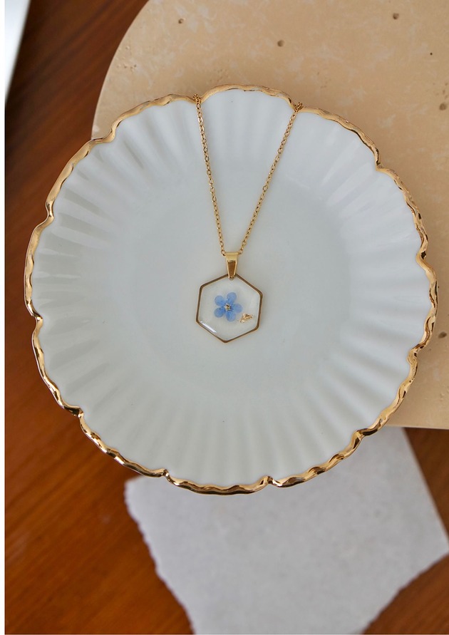 złote naszyjniki Naszyjnik z niezapominajką