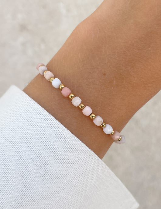 bransoletki z kamieni naturalnych Bransoletka na gumce z opalu z hematytem