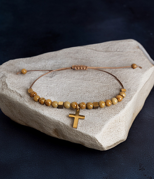 bransoletki z kamieni naturalnych Bransoletka z krzyżem