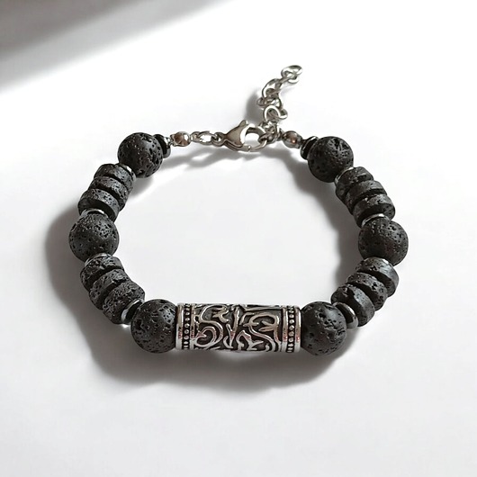 bransoletki z kamieni naturalnych Masywna bransoletka : lawa i stal szlachetna