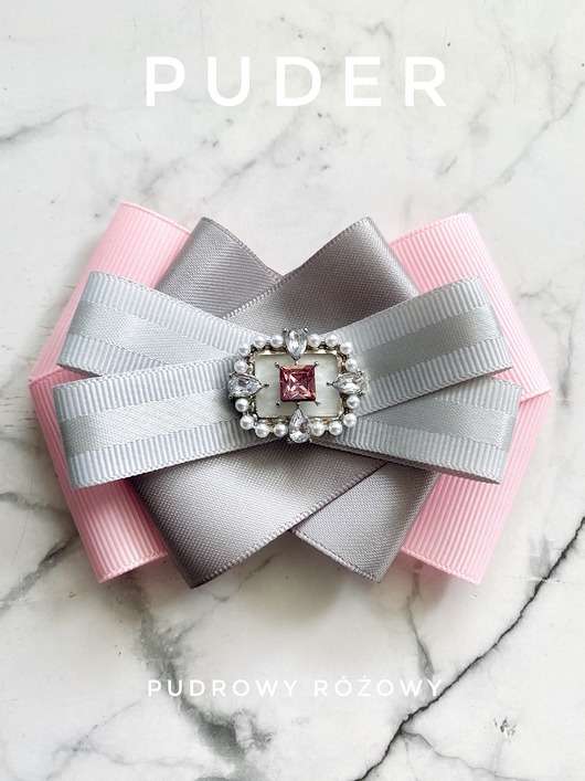 broszki Brosza z kolekcji Puder z delikatną ozdobą w pudrowych kolorach