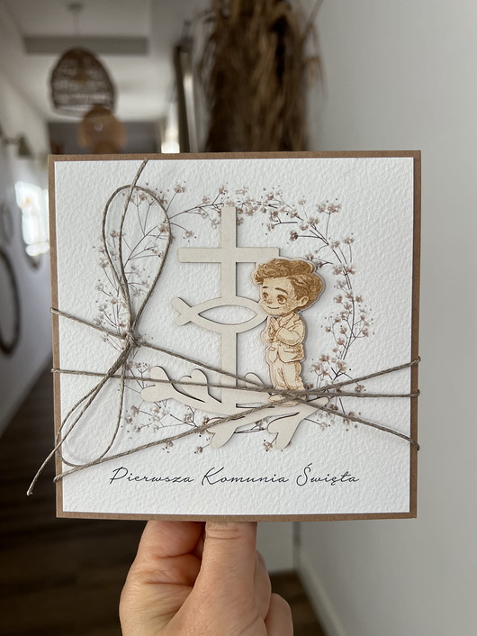 kartki na komunię Kartka komunijna - pamiątka komunijna - najpiękniejsze życzenia komunijne