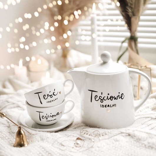 filiżanki Zestaw - Dzbanek 1 litr Teściowie idealni, zestaw filiżanek 250 ml ze spodkam