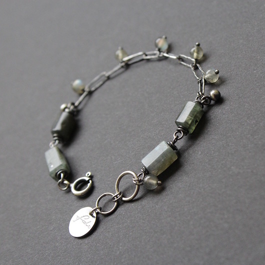 bransoletki z kamieni naturalnych Bransoletka Labrdoryty w oksydzie