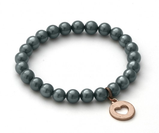 Pearl with pendant in steel. Lavoga