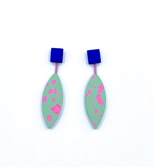 kolczyki drewniane Kolczyki z rzemieniem