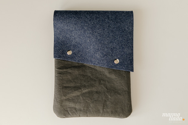 etui na laptopa Marmollada - etui filcowe MACBOOK 13" indygo + C