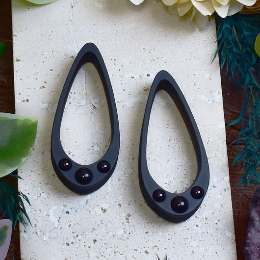 biżuteria różna Tunele do uszu 25-100mm / wydłużone łezki z kamieniami / czarny onyks