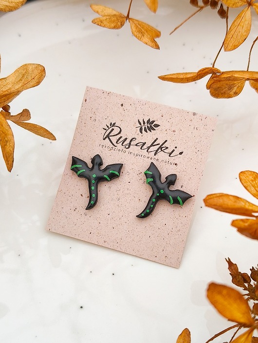 kolczyki z masy plastycznej Kolczyki smoki biżuteria dla fana fantasy smok biżuteria z wizerunkiem smoka