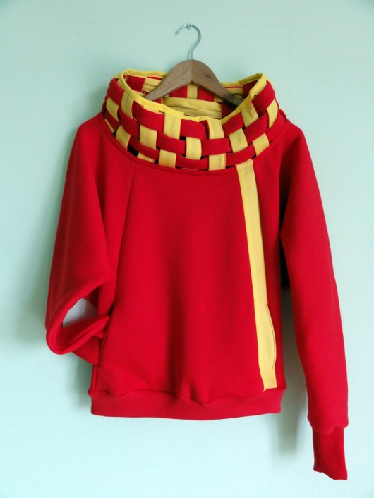 Bluza damska z plecionym golfem DISTENSE DISTENSE
