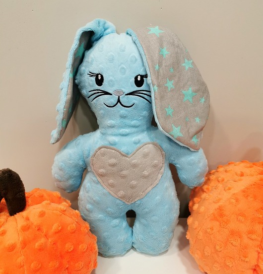 Maskotka miętowy królik z minky TinyArt