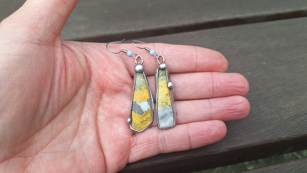 kolczyki z kamieniami Kolczyki Trzmiele