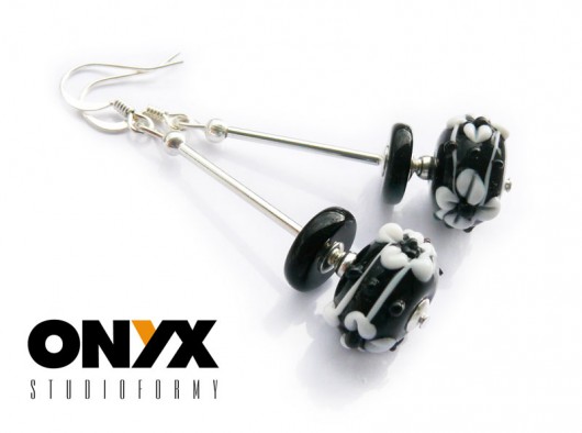 Czarne ONYX