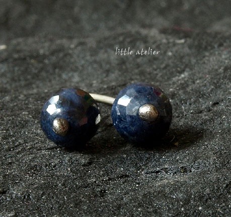 w szafirach little atelier