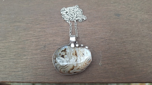 wisiory Pustynia kamienista - wisiorek