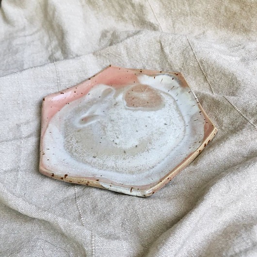 pojemniki na biżuterię Talerzyk ceramiczny na biżuterię Hexagon1