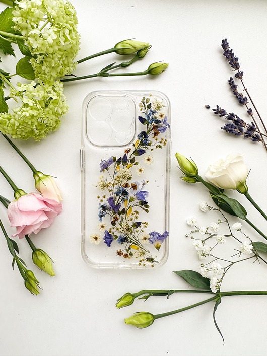 etui na telefon Etui na telefon- łuk drobnostek