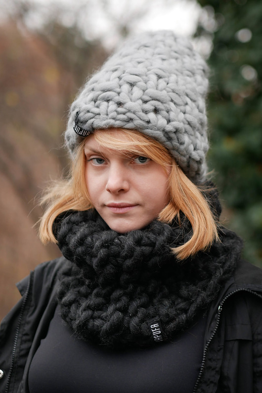 Wełniana ciepła czapka Beanie w grubym splocie PANAPUFA