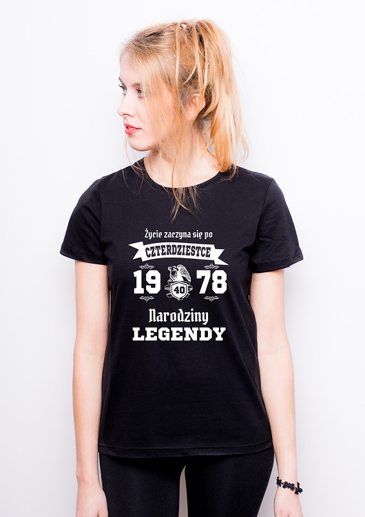 T-shirt damski - ŻYCIE ZACZYNA SIĘ PO 40- czarny AllbagAllprints