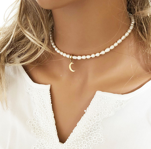 Naszyjnik z naturalnymi perłami, choker księżyc Anemon Atelier