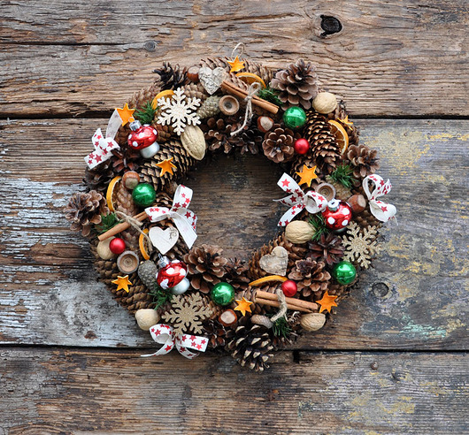 wianki bożonarodzeniowe Świąteczny wianek naturalny