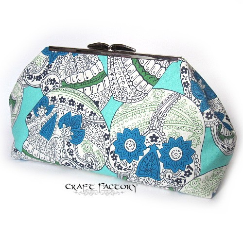 Biglove - Indigo Skull in Pool Craft Factory