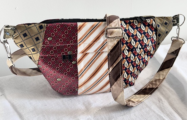 saszetka nerka Nerka patchworkowa złoty bordo