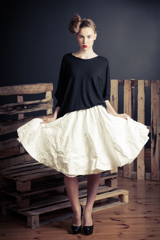 White3circleSkirt Tyvek® - Skin is on animal Si Haute Fashion