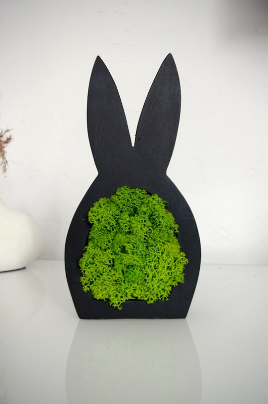 ozdoby wielkanocne Zając z chrobotkiem/czarny