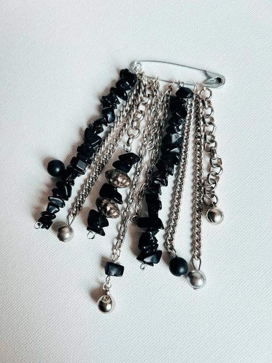 broszki Broszka na agrafce  BLACK STONE  Agrafka Studio