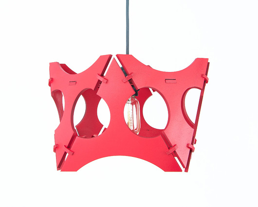 Lampa wisząca do SALONU drewniana CZERWONA smxdsgn