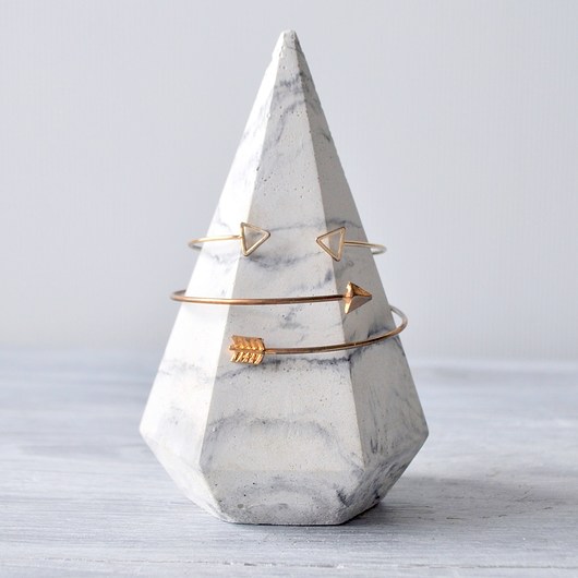 Stojak na biżuterię B-Diamond II Marble Betonove