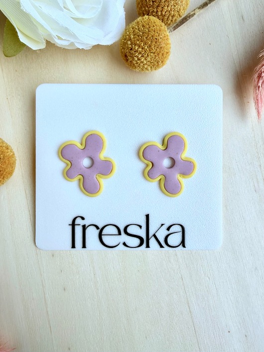 kolczyki z masy plastycznej Kolczyki Kwiaty graficzny kontrast - różowo-żółte z drobinkami