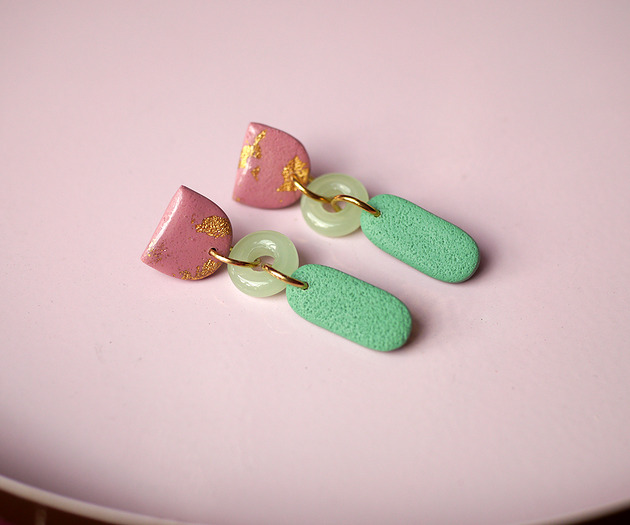 kolczyki z masy plastycznej Lekkie kolczyki z glinek i żywicy