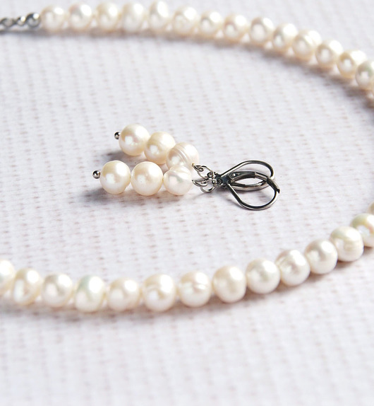 kolczyki z kamieniami Delikatne perły & stal chlachetna