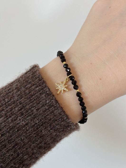 bransoletki z kamieni naturalnych Bransoletka czarna Onyks z gwiazdką