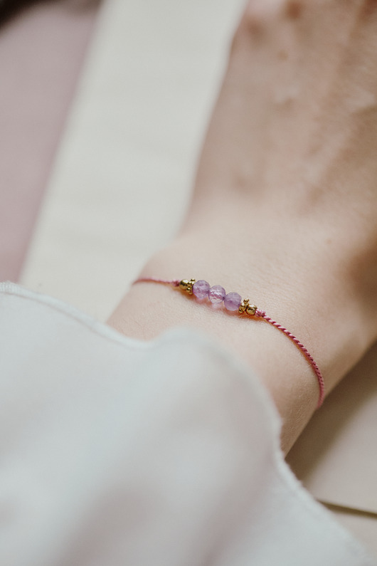 bransoletki na sznurku Ametyst na jedwabiu, bransoletka