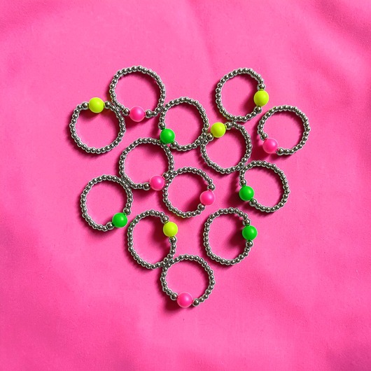 pierścionki elastyczne Pierścionek : PINK : Swarovski neon pearls : silver