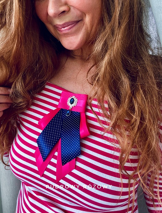 broszki Brosza  / Krawatka granat z fuksją NEW