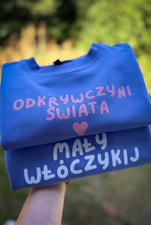 bluzy dla dziewczynki Bluza dziecięca MAŁY WŁÓCZYKIJ - lawendowa