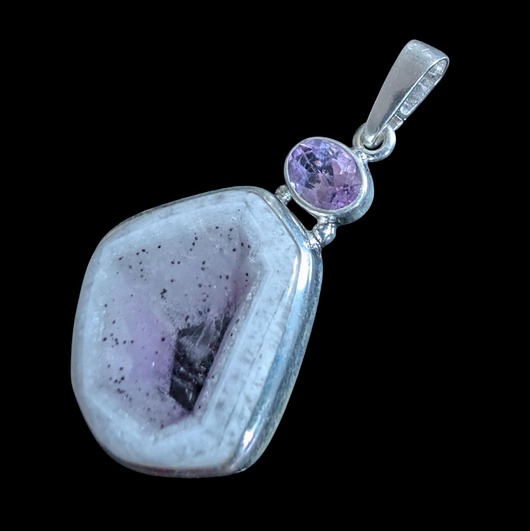 wisiory Auralit z ametystem