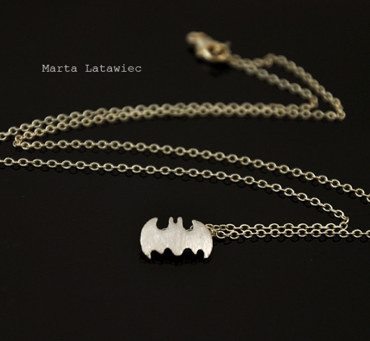 Naszyjnik >Batman< -  pozłacany Marta Latawiec