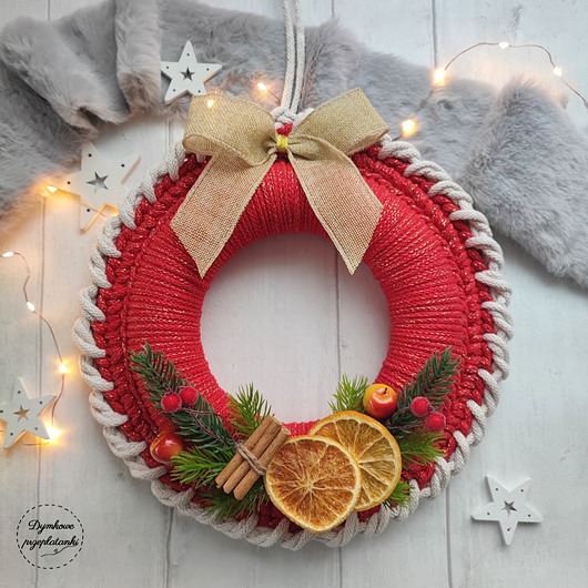 wianki bożonarodzeniowe Wianek świąteczny handmade ze sznurka